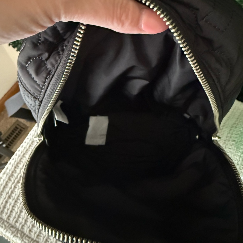 Marc Jacobs Black Quilted Backpack NWOT - Picture 7 of 7